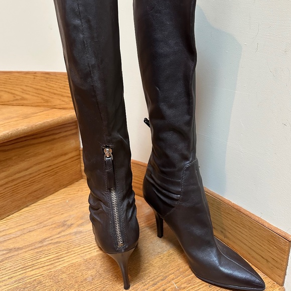 Nine West brown knee-high leather boots with rear zipper size 8 1/2 - Picture 5 of 8